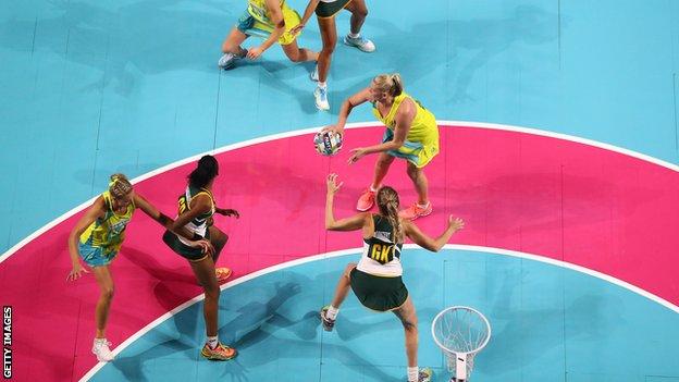 Fast5 Netball Inaugural British Event Helping To Break Down Barriers Bbc Sport