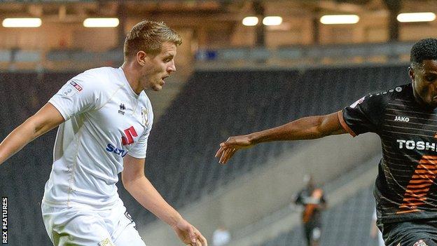 MK Dons: Scott Wootton out for up to nine months - BBC Sport