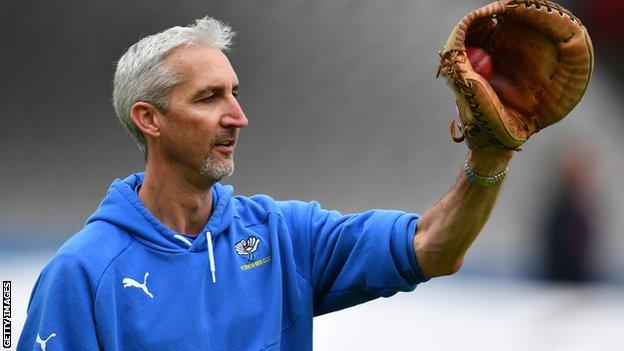 Jason Gillespie: Sussex appoint former Australia bowler as head coach - BBC  Sport