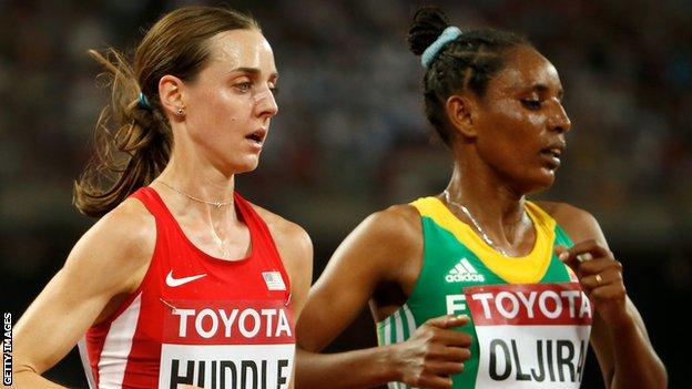 Belaynesh Oljira battles with American Molly Huddle during the 10,000m final at this year's World Championships in Beijing