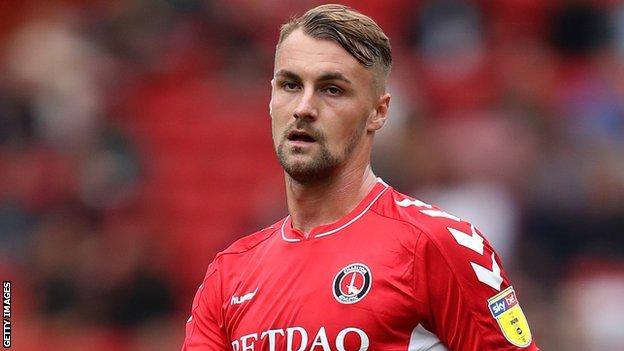 Patrick Bauer Charlton Athletic Defender To Miss Two Months With Knee 