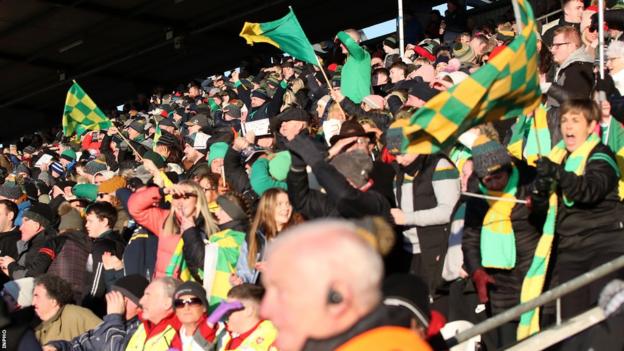 Glen supporters at the Athletic Grounds