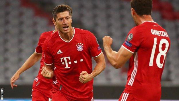 Robert Lewandowski celebrates scoring for Bayern Munich against Chelsea