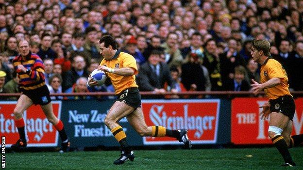 David Campese of the Wallabies makes a break