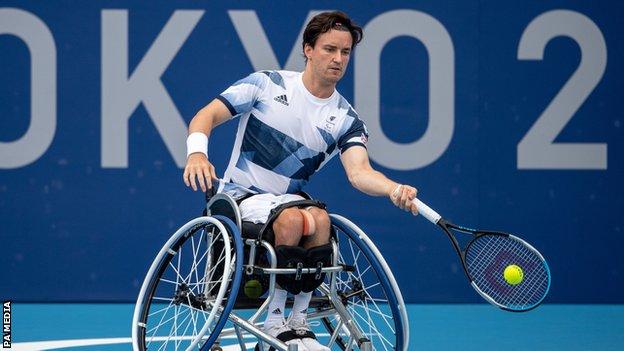 Gordon Reid in action