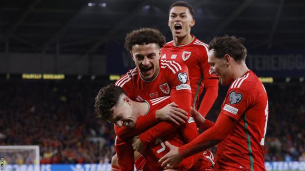 Neco Williams' early goal had given Wales the perfect start on a crucial night of qualifying games