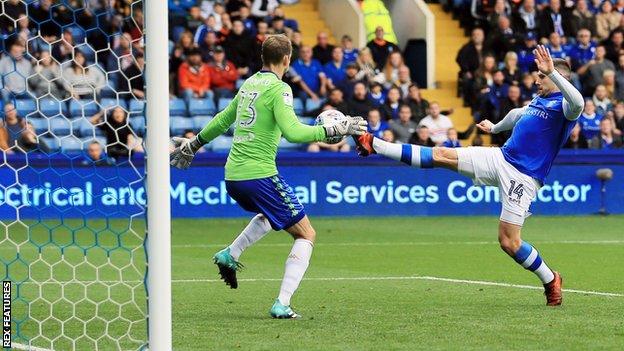Gary Hooper scores for Sheffield Wednesday
