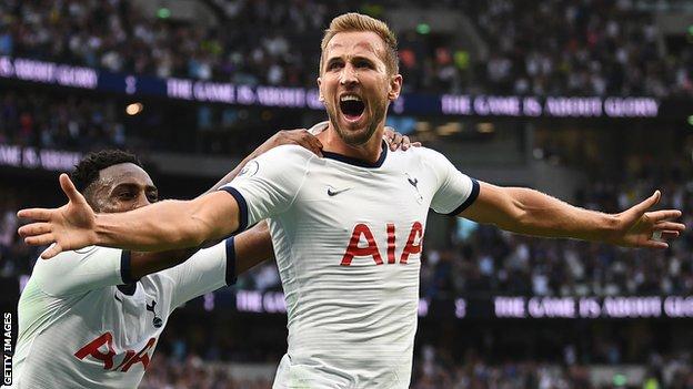 Tottenham Hotspur's Harry Kane celebrates scoring