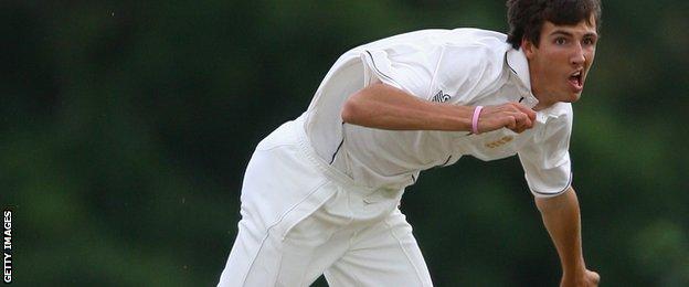 Steven Finn of England bowls during the One Day International match between England U19 and Pakistan U19 at Shenley Cricket Ground on August 15, 2007 in London, England