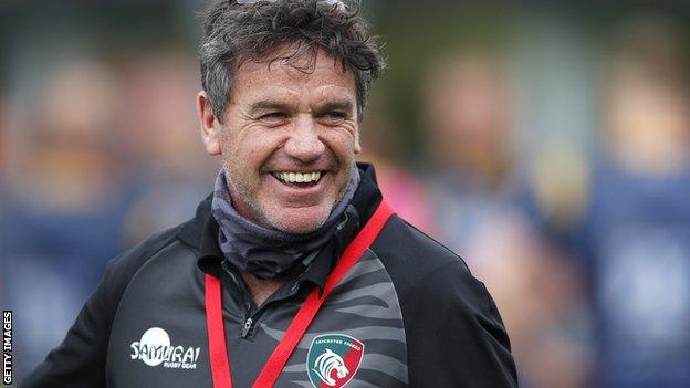 Mike Ford partage une blague