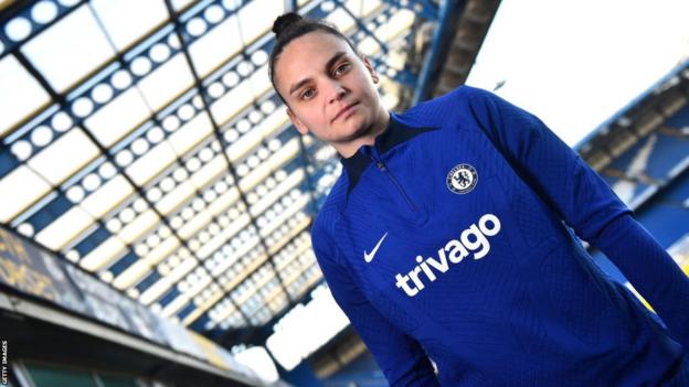 El nuevo portero del Chelsea, Nicky Evrard, será presentado en Stamford Bridge