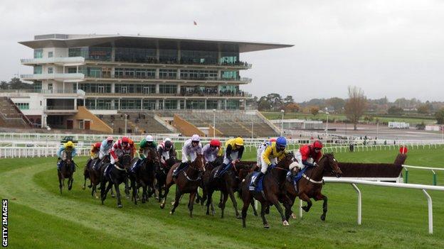 Le festival de Cheltenham de quatre jours commence le 16 mars