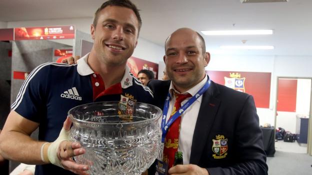 Rory Best and Tommy Bowe in the changing rooms