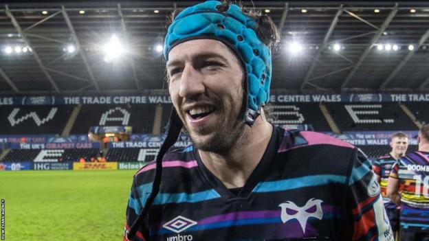Justin Tipuric