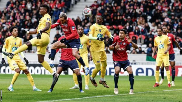 Lille defeated Golden Lion in the French Cup