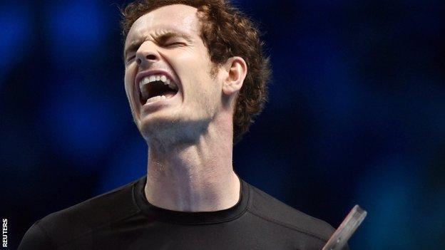 Andy Murray reacts