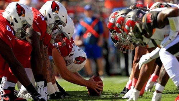 Mortal Samenstelling Bestaan Concussion in sport: What can be learned from the NFL? - BBC Sport