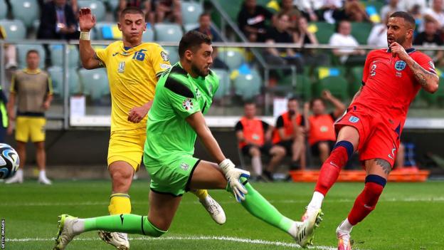 Kyle Walker scores his first England goal