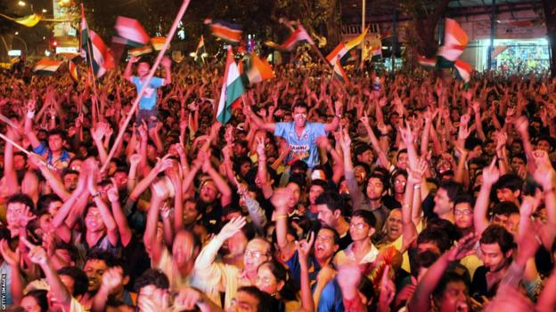 India fans celebrate 2011 World Cup win