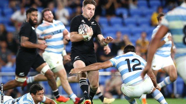 Beauden Barrett on the charge for the All Blacks