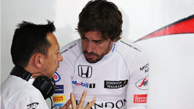 Honda boss Yusuke Hasegawa (left, with Fernando Alonso)