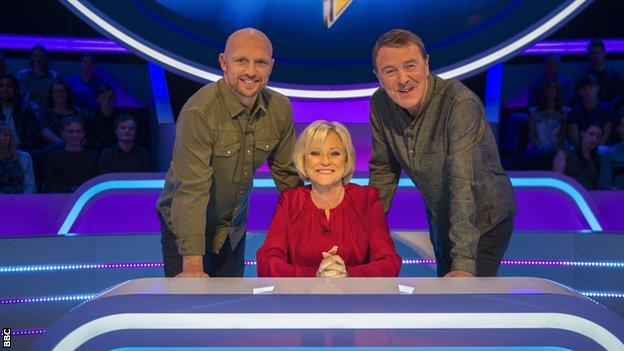 Matt Dawson, Sue Barker and Phil Tufnell of A Question of Sport