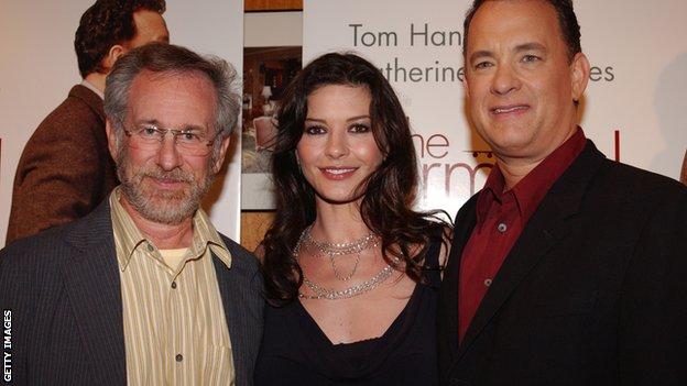 Steven Spielberg (left), Catherine Zeta Jones (centre) and Tom Hanks (right) at the premiere of The Terminal in 2004