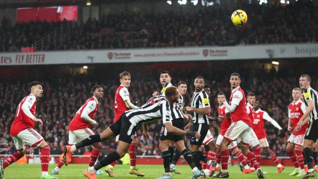 Arsenal & Newcastle target admits PL dream after becoming all-time scorer