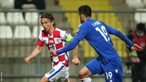 Luka Modrić to miss Croatia's World Cup qualifiers next week