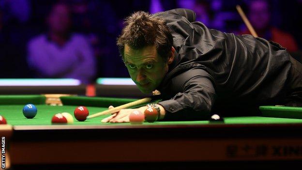 English Open: Ronnie O'Sullivan Beats Brian Ochoiski in Round One