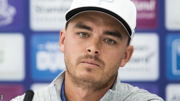 Rickie Fowler speaks to the media at Gullane