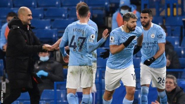 Sergio Aguero, Chelsea'nin yerine oyuna girdi