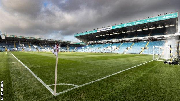Leeds United: San Francisco 49ers have option to buy 100% of club and  Elland Road by January 2024 - BBC Sport