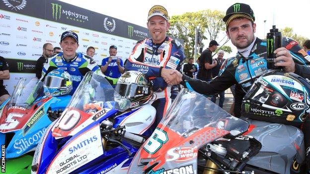 Solrig Sympatisere Pind Isle of Man TT: Who are the likely winners in 2019? - BBC Sport