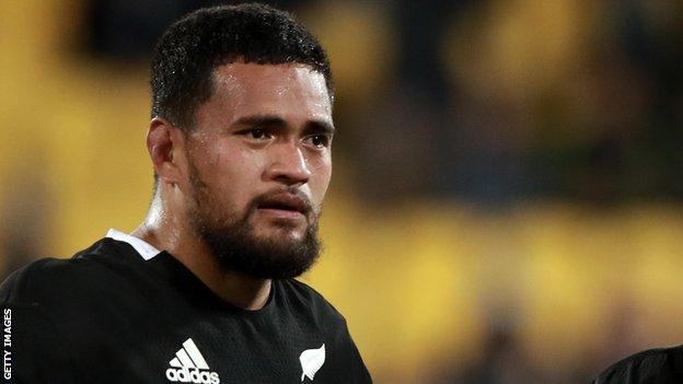 Vaea Fifita in action for New Zealand