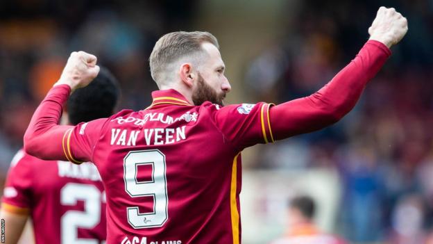 Motherwell striker Kevin van Veen