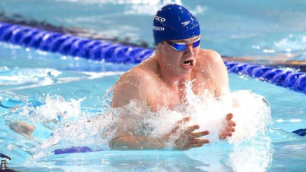 Murdoch set two Scottish records at the national short course championships