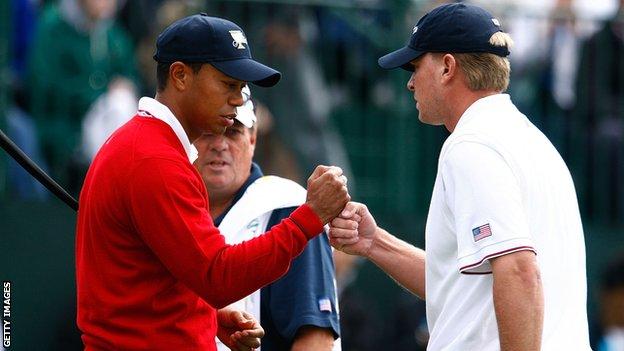 Tiger Woods et Steve Stricker en 2009