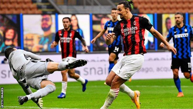 Inter 1 2 Ac Milan Zlatan Ibrahimovic Scores Twice For Leaders Bbc Sport