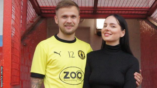 Footballer Yan Osadchyi and girlfriend Alina Shtyl