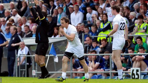 Seanie Johnston comes on as a substitute against his native Cavan