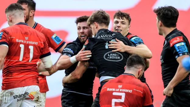 Glasgow Warriors overwhelmed Munster in Ireland in March