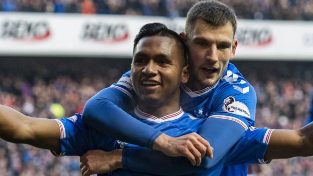 Rangers sweep aside impotent Hearts to keep pace with Celtic