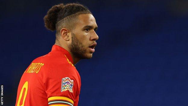 Tyler Roberts Leeds United Forward Wants To Push For Wales Euro Spot Bbc Sport 