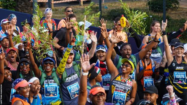Competitors in the Cape Town Marathon in 2022