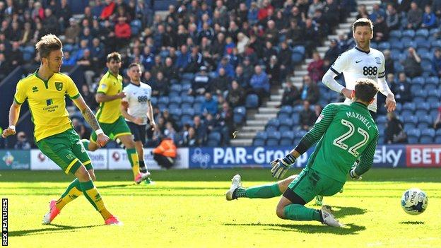 James Maddison scores Norwich's third goal