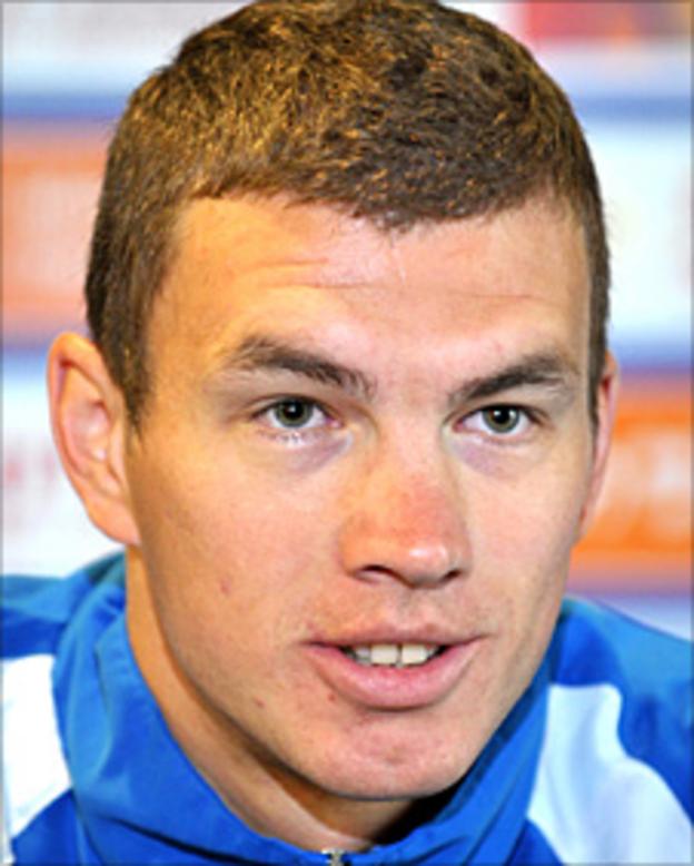 Edin Dzeko in Bosnian colours