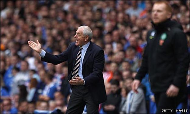 Walter Smith urges Rangers on against Celtic
