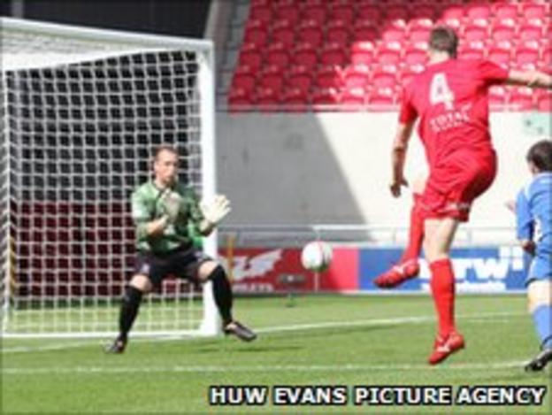 Chris Venables