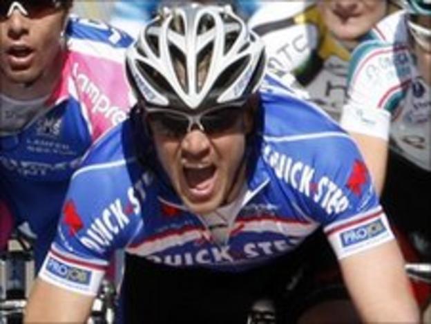 Cyclist Wouter Weylandt Dies After Giro D Italia Crash Bbc Sport